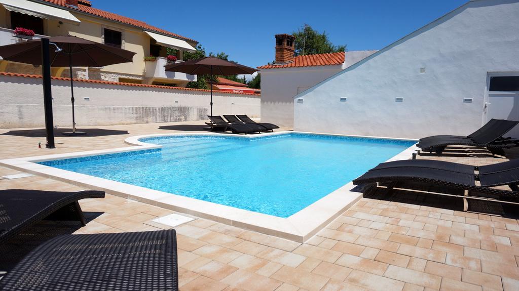 Kožino Apartments Roberta מראה חיצוני תמונה