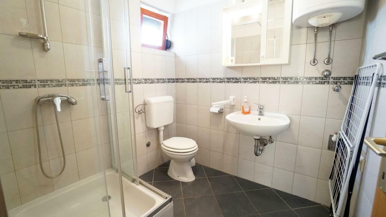 Kožino Apartments Roberta מראה חיצוני תמונה