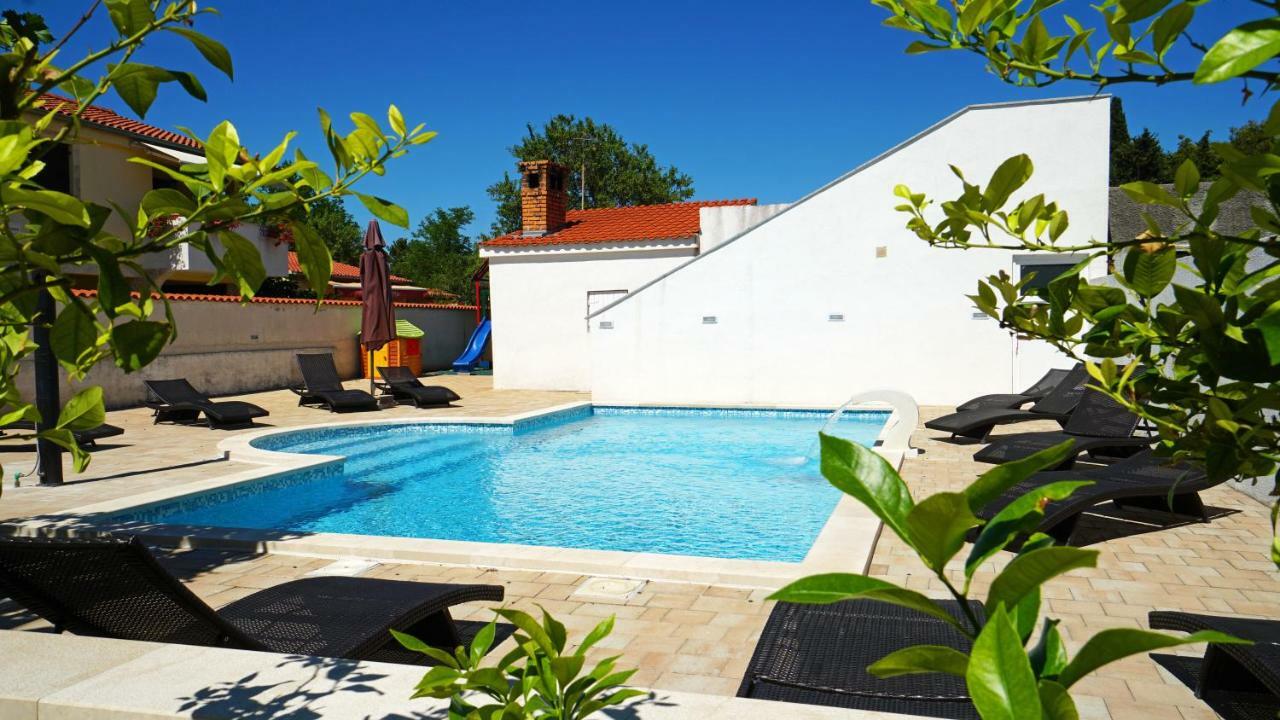 Kožino Apartments Roberta מראה חיצוני תמונה