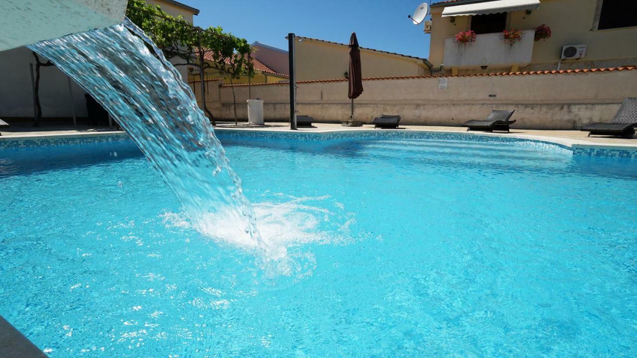 Kožino Apartments Roberta מראה חיצוני תמונה