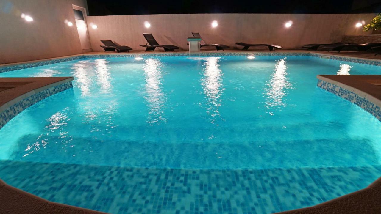 Kožino Apartments Roberta מראה חיצוני תמונה
