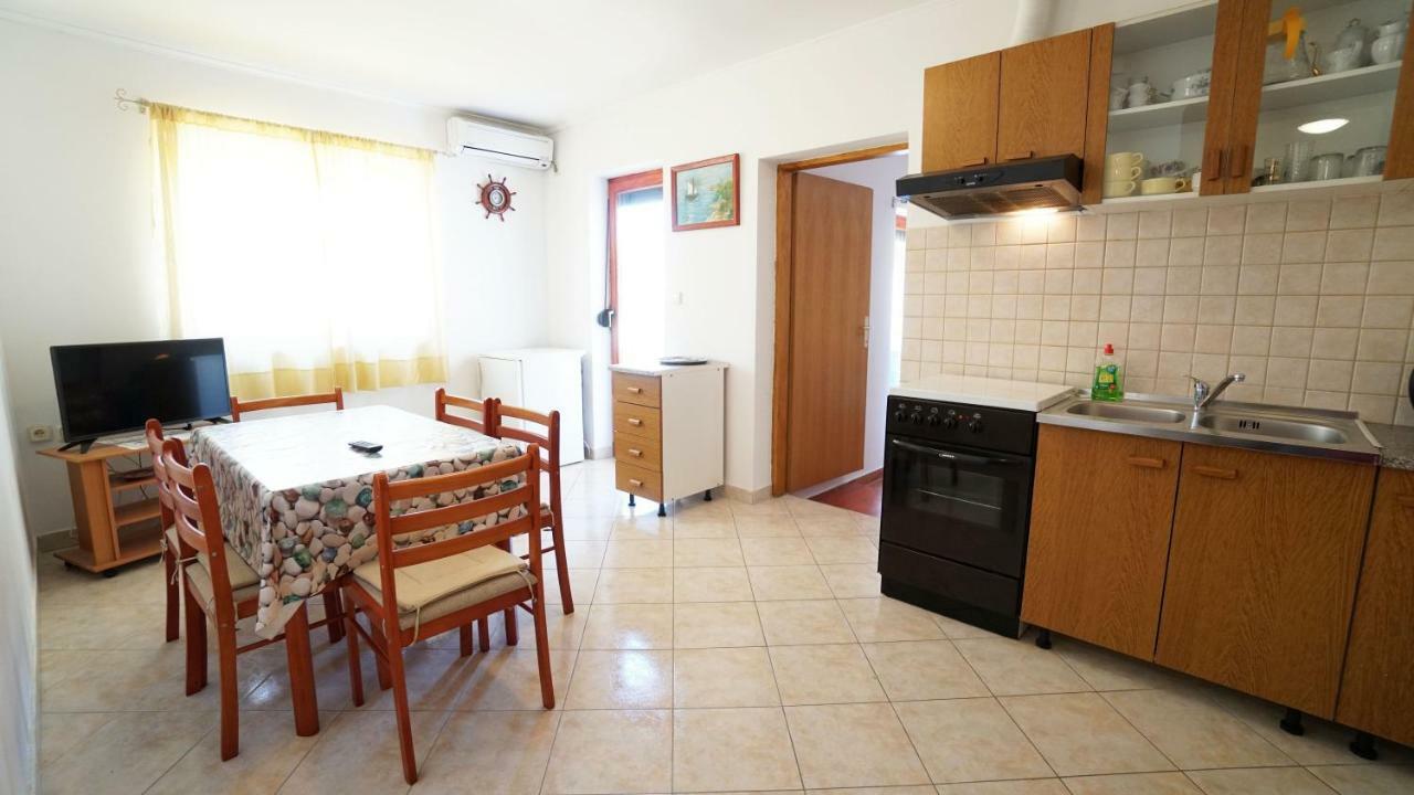 Kožino Apartments Roberta מראה חיצוני תמונה