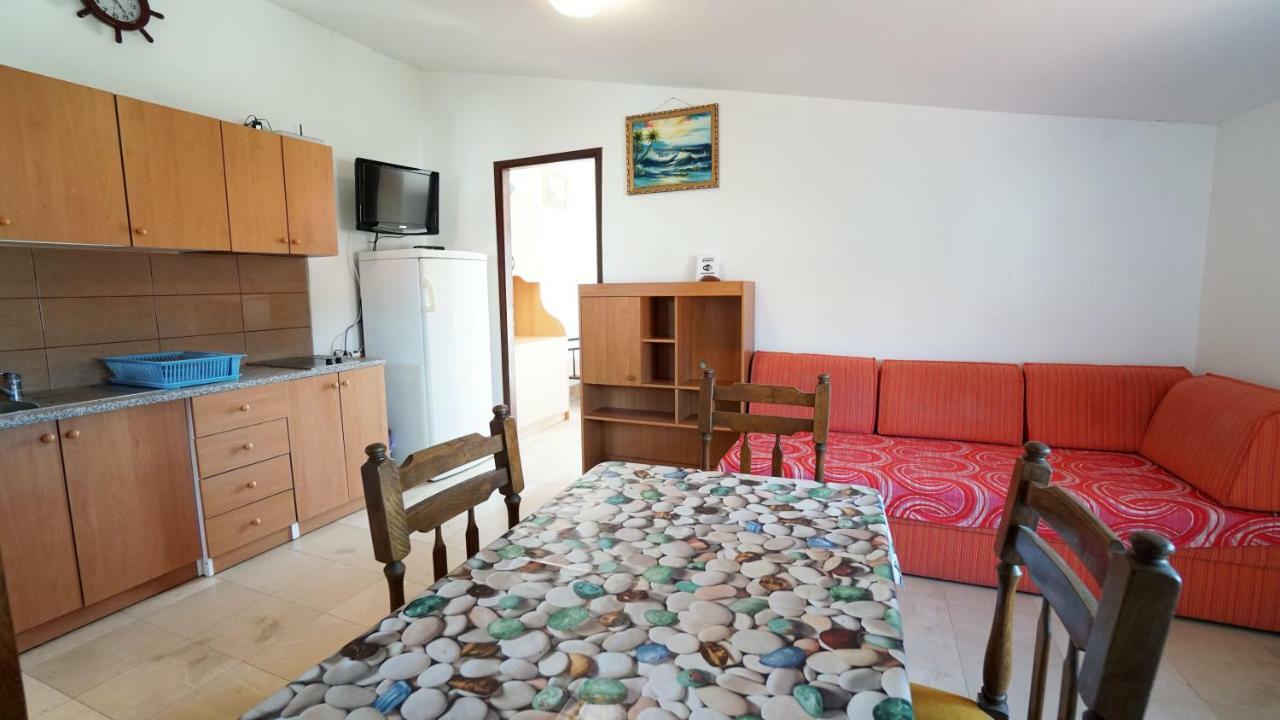 Kožino Apartments Roberta מראה חיצוני תמונה