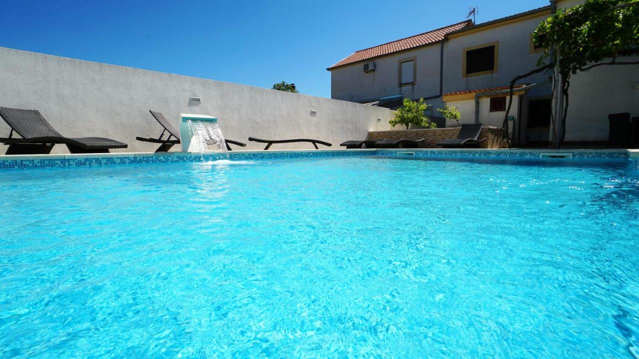 Kožino Apartments Roberta מראה חיצוני תמונה