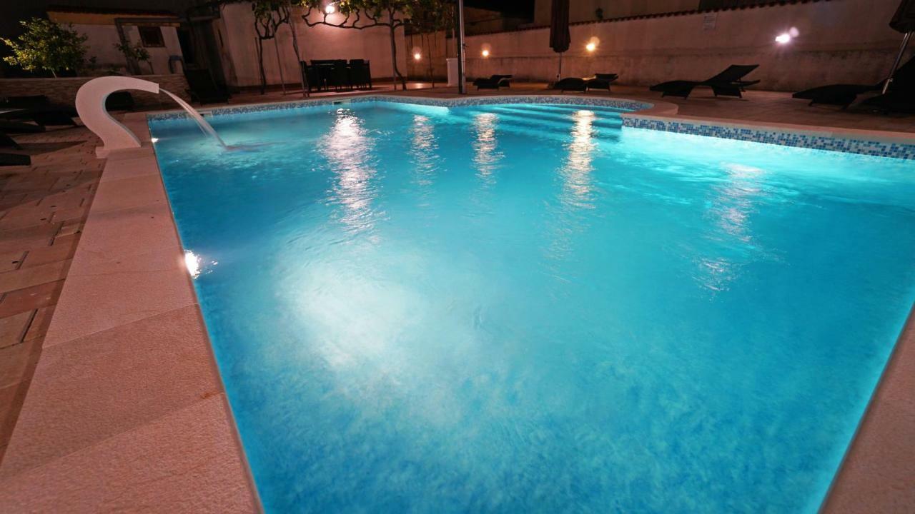 Kožino Apartments Roberta מראה חיצוני תמונה